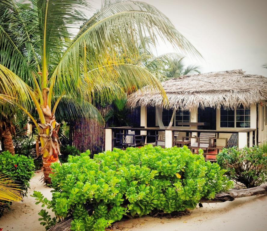 Caribbean Beach Cabanas Placencia Eksteriør billede