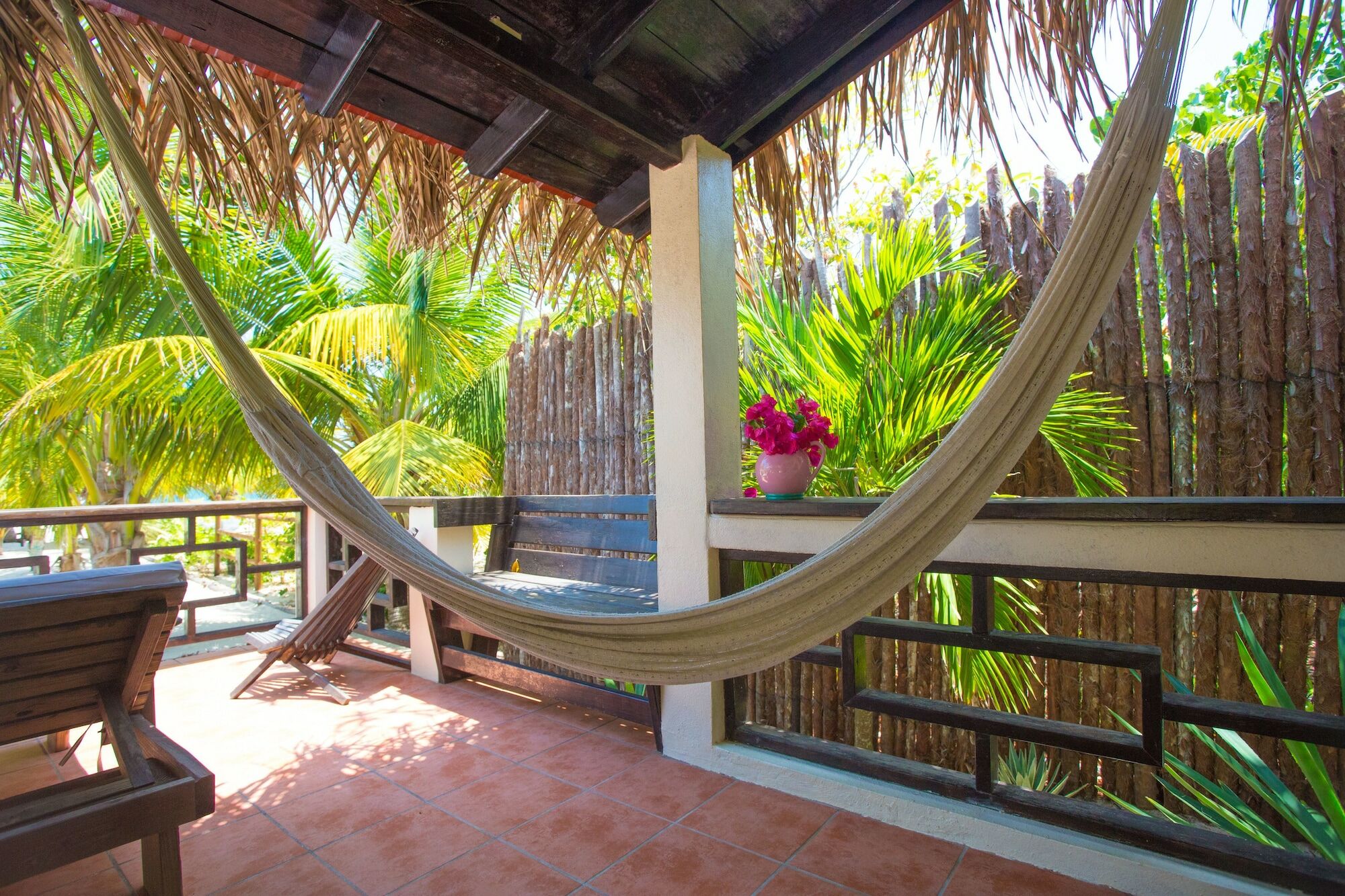 Caribbean Beach Cabanas Placencia Eksteriør billede